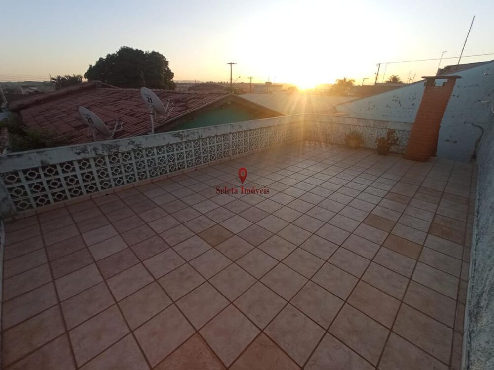 Casa à venda com 3 quartos, 200m² - Foto 21