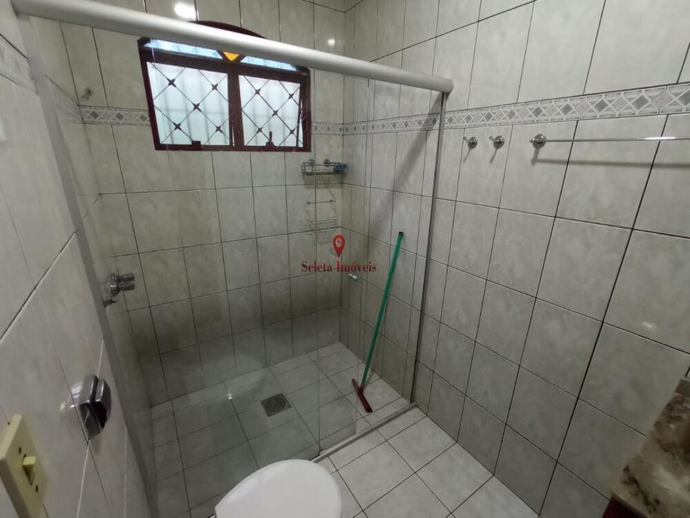 Casa à venda com 3 quartos, 200m² - Foto 13