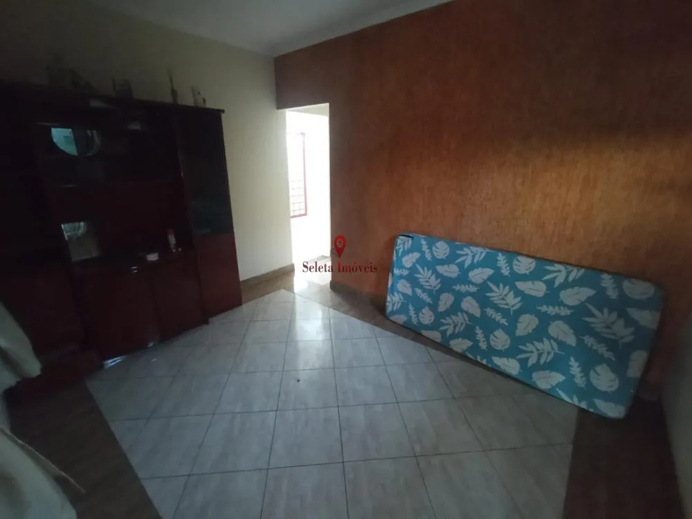 Casa, 3 quartos, 200 m² - Foto 4