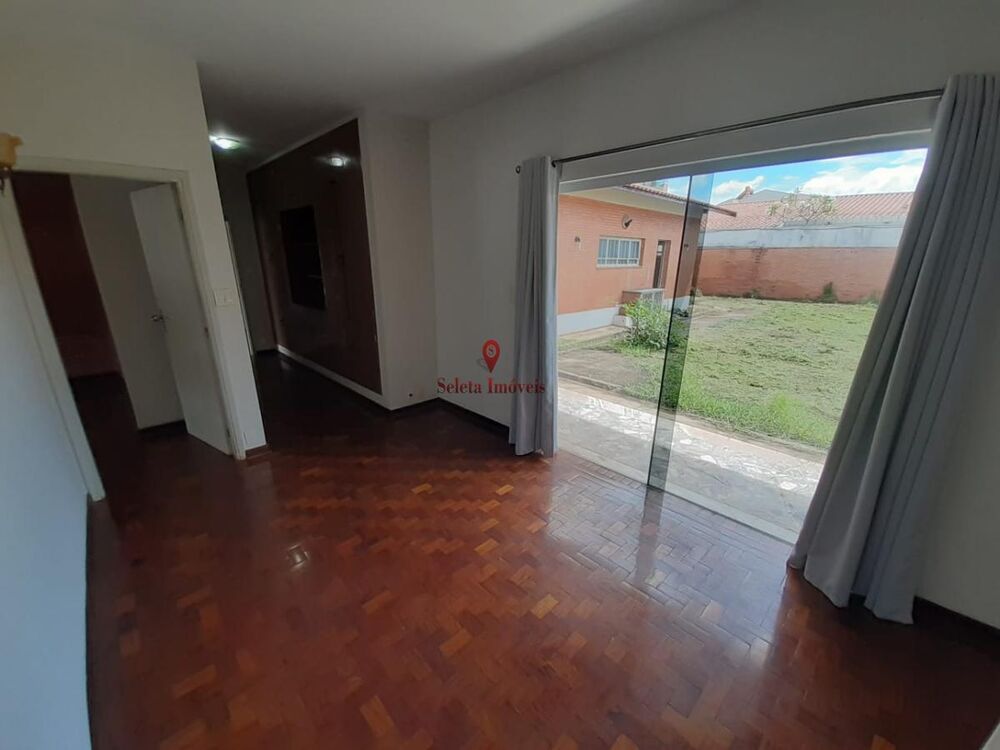 Casa à venda com 3 quartos, 450m² - Foto 13