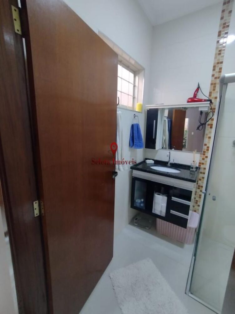 Casa à venda com 4 quartos, 160m² - Foto 16