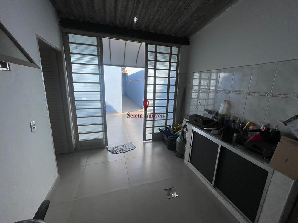 Casa à venda com 3 quartos, 180m² - Foto 18