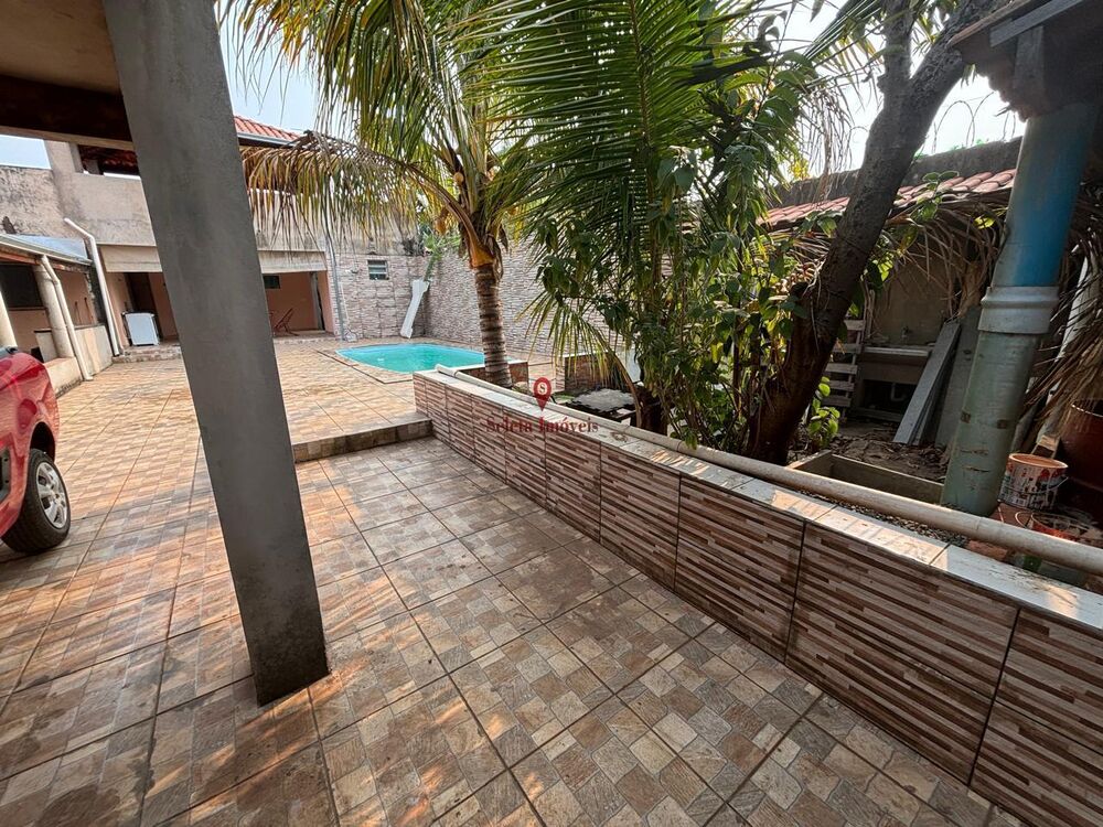 Casa à venda com 2 quartos, 138m² - Foto 3