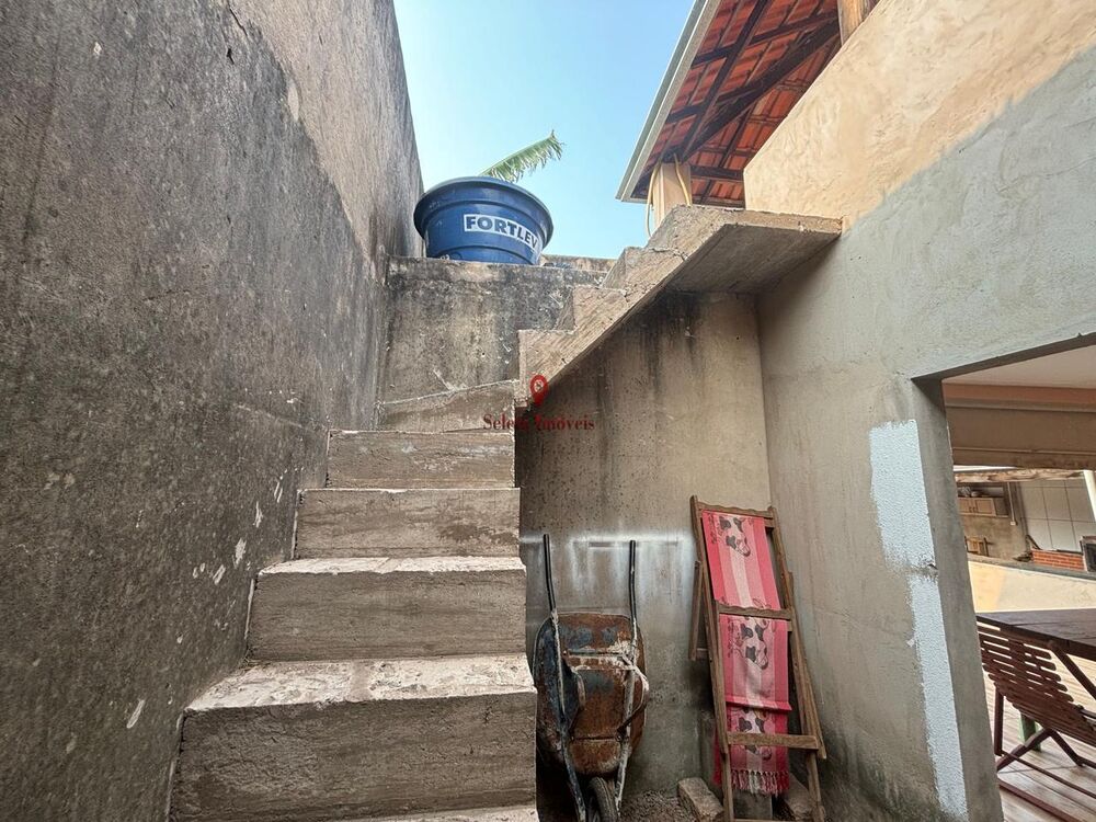 Casa à venda com 2 quartos, 138m² - Foto 17