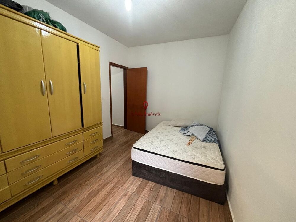 Casa à venda com 2 quartos, 138m² - Foto 16
