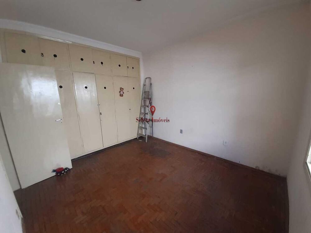 Casa à venda com 4 quartos, 372m² - Foto 8