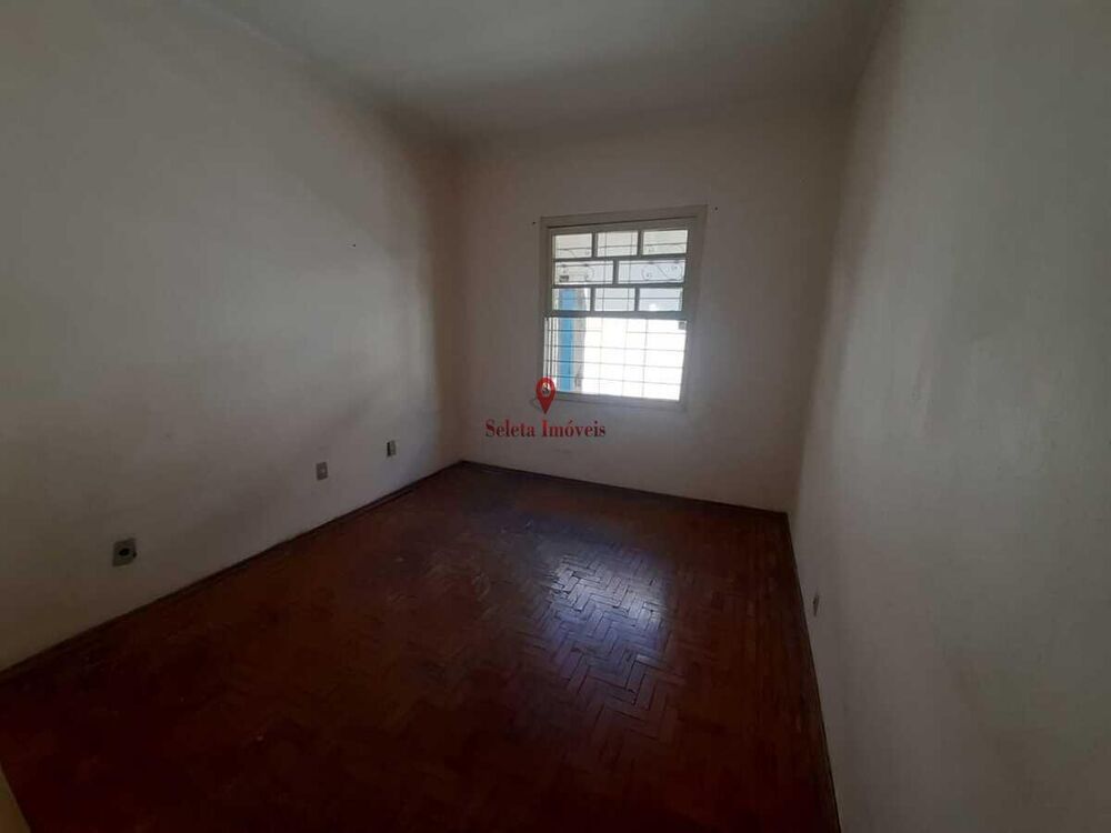 Casa à venda com 4 quartos, 372m² - Foto 6