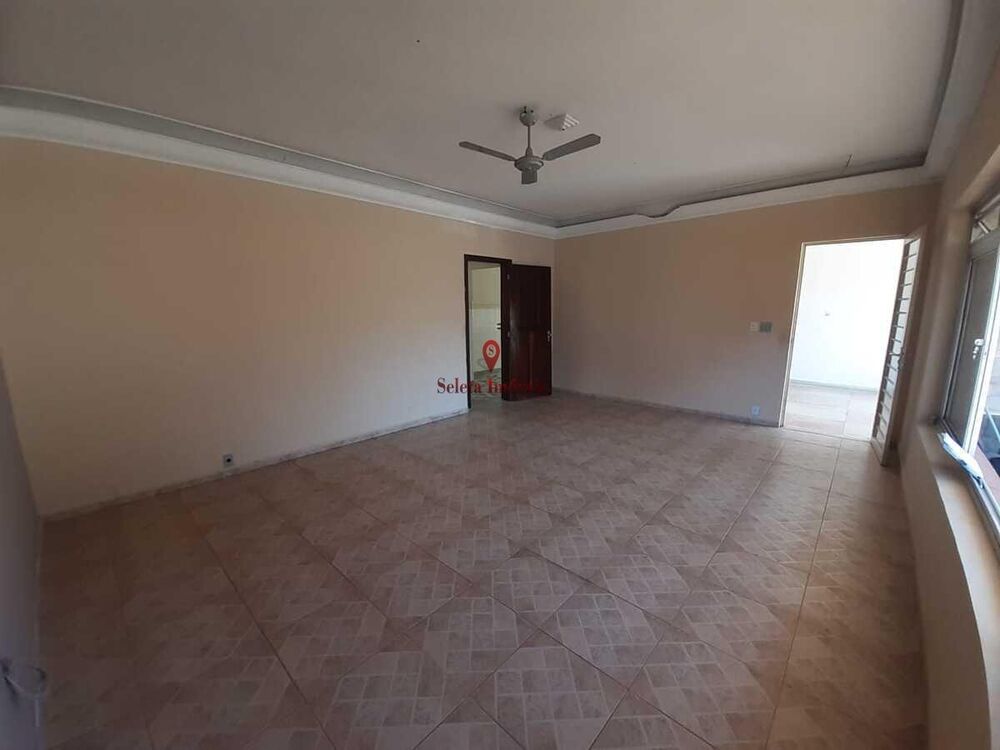 Casa à venda com 4 quartos, 372m² - Foto 5