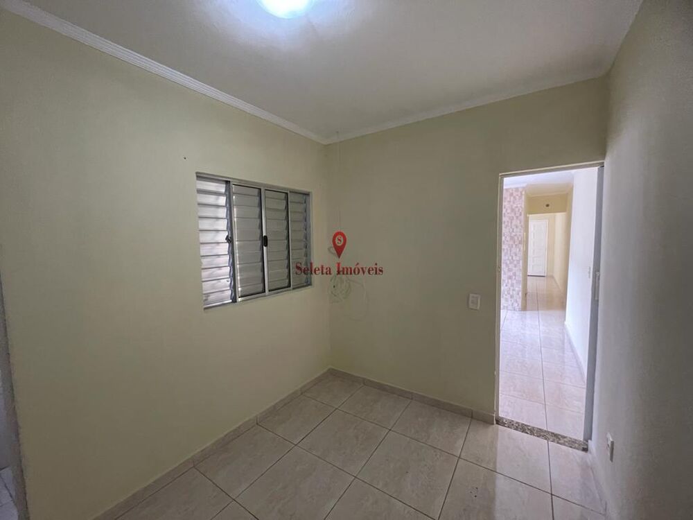 Casa à venda com 2 quartos, 70m² - Foto 12