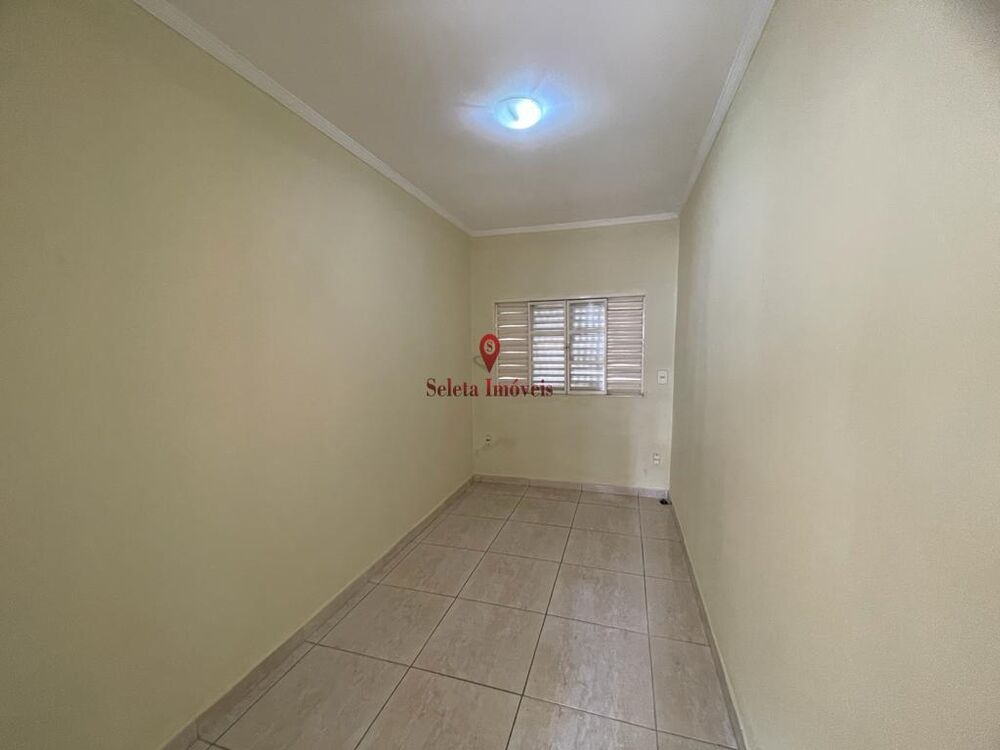 Casa à venda com 2 quartos, 70m² - Foto 5