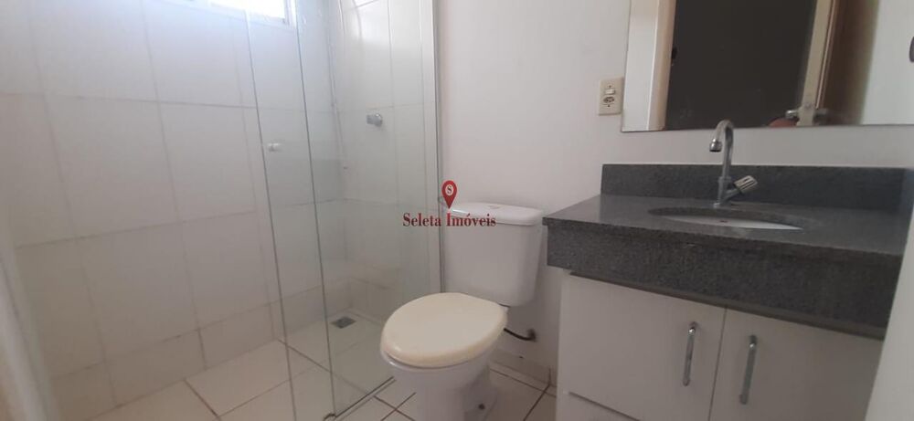 Casa para alugar com 3 quartos, 95m² - Foto 1