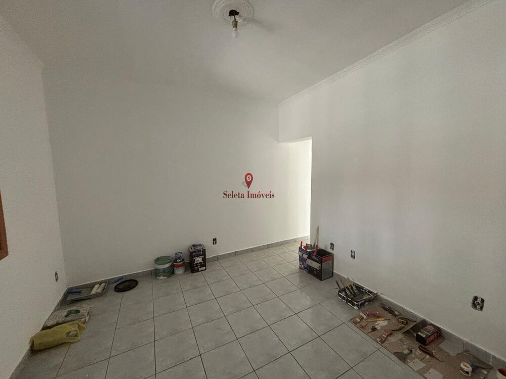Casa à venda com 3 quartos, 170m² - Foto 4