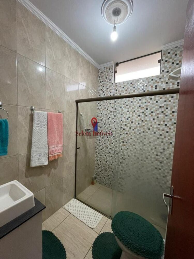 Casa à venda com 2 quartos, 90m² - Foto 12