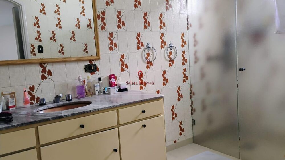 Casa à venda com 5 quartos, 300m² - Foto 12
