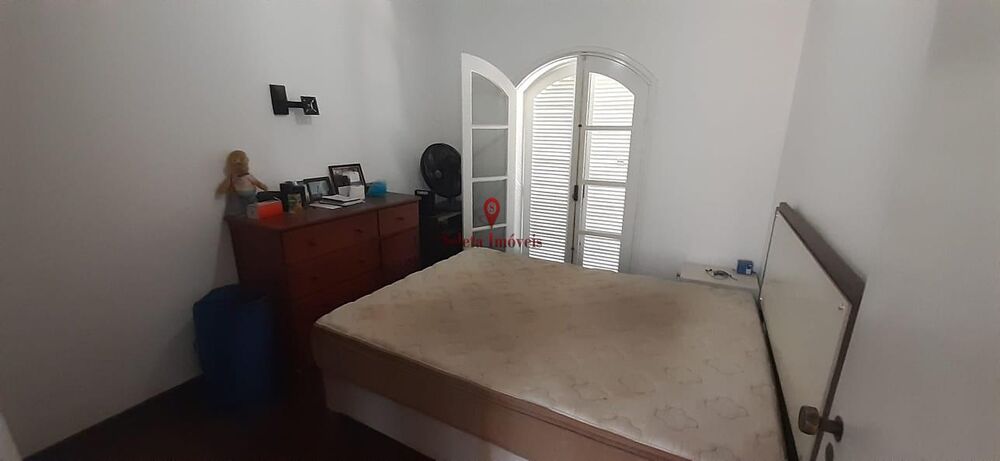 Casa à venda com 5 quartos, 300m² - Foto 9