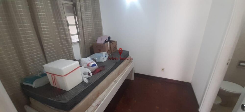 Casa à venda com 5 quartos, 300m² - Foto 17