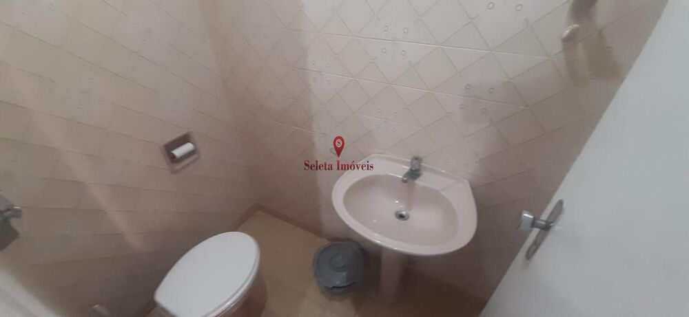 Casa à venda com 5 quartos, 300m² - Foto 19