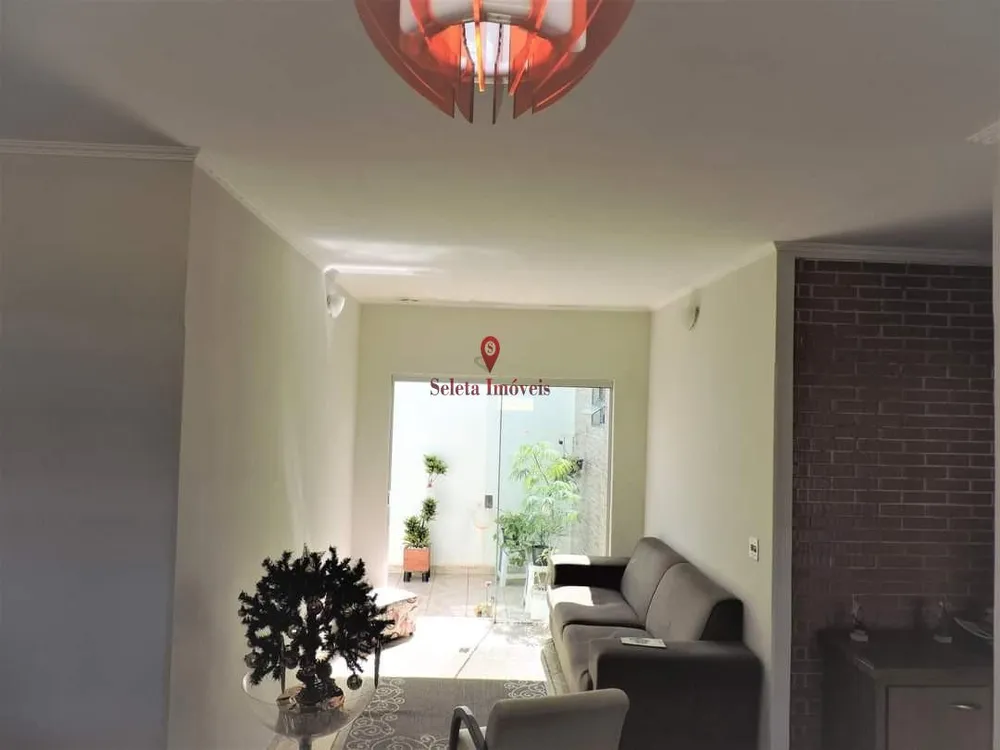 Casa, 3 quartos, 139 m² - Foto 2