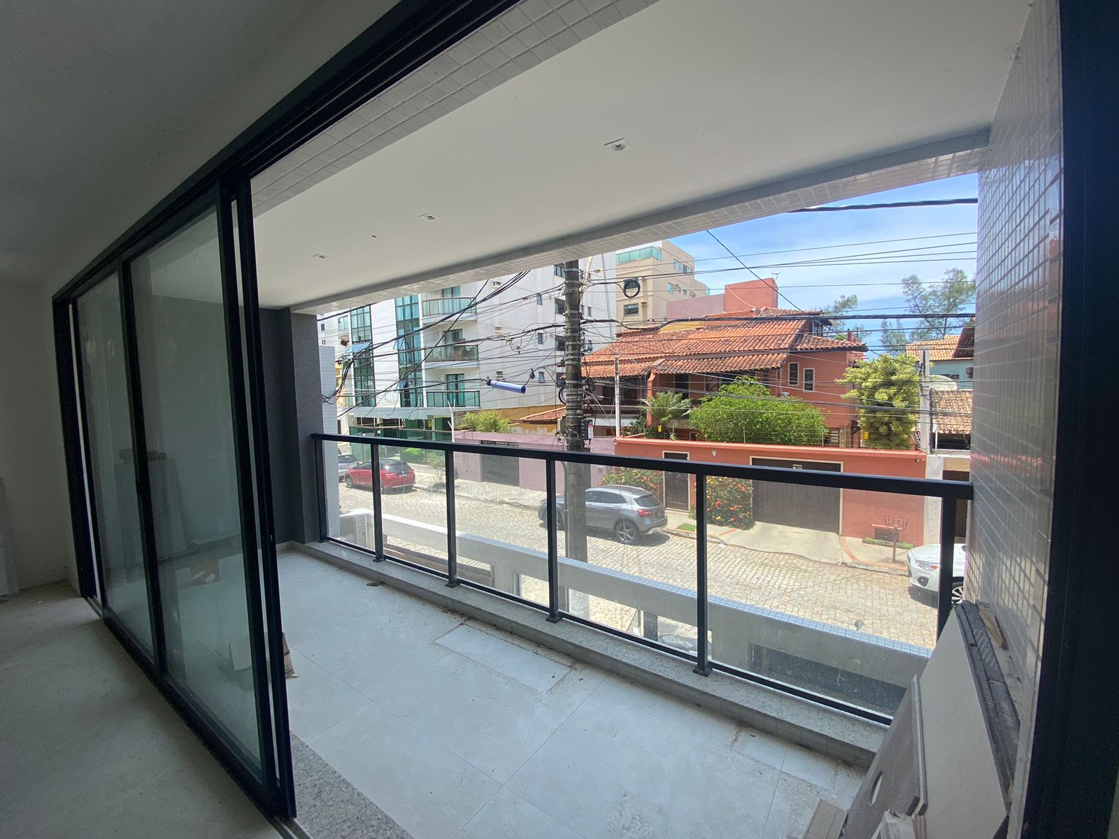 Apartamento à venda com 3 quartos, 142m² - Foto 2