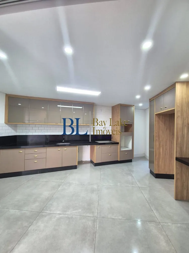 Sobrado, 6 quartos, 390 m² - Foto 1