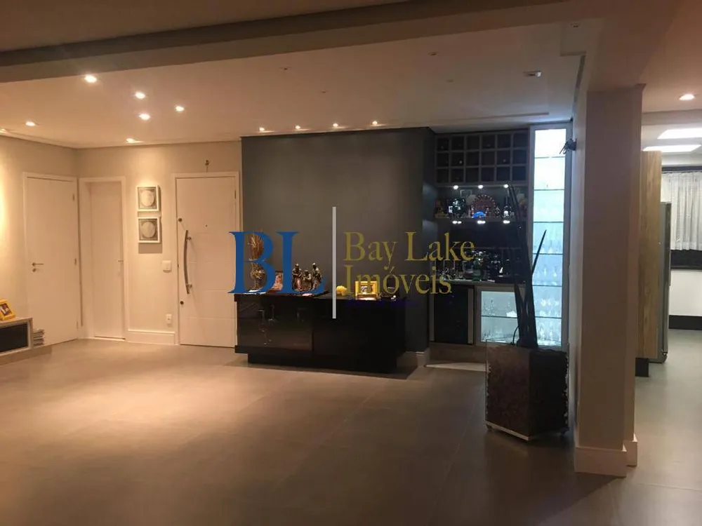 Apartamento, 3 quartos, 183 m² - Foto 3