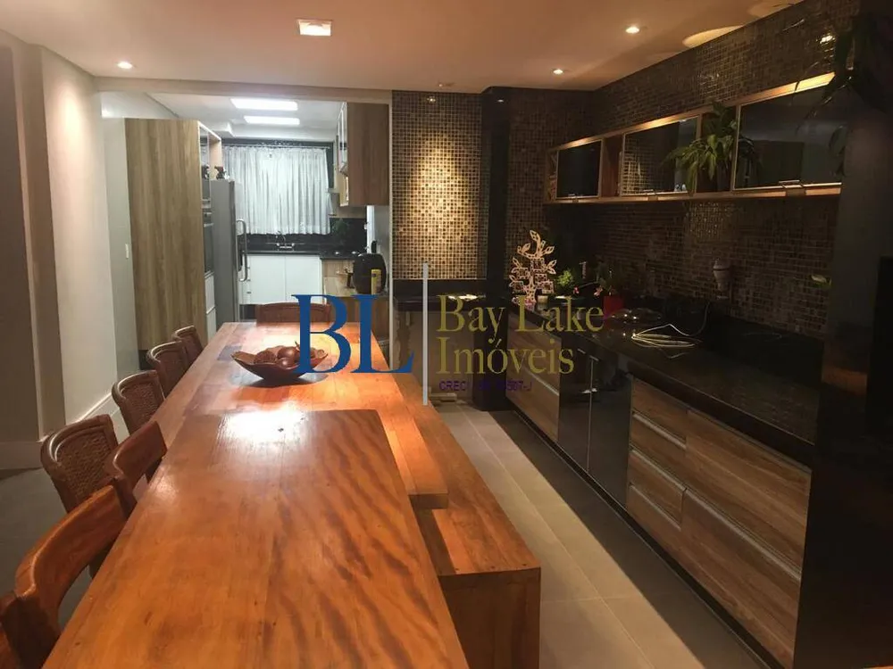 Apartamento, 3 quartos, 183 m² - Foto 4