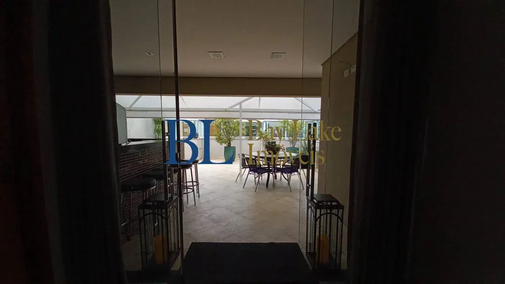 Apartamento, 3 quartos, 250 m² - Foto 1
