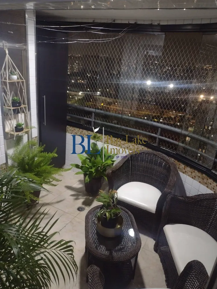 Apartamento, 3 quartos, 138 m² - Foto 2