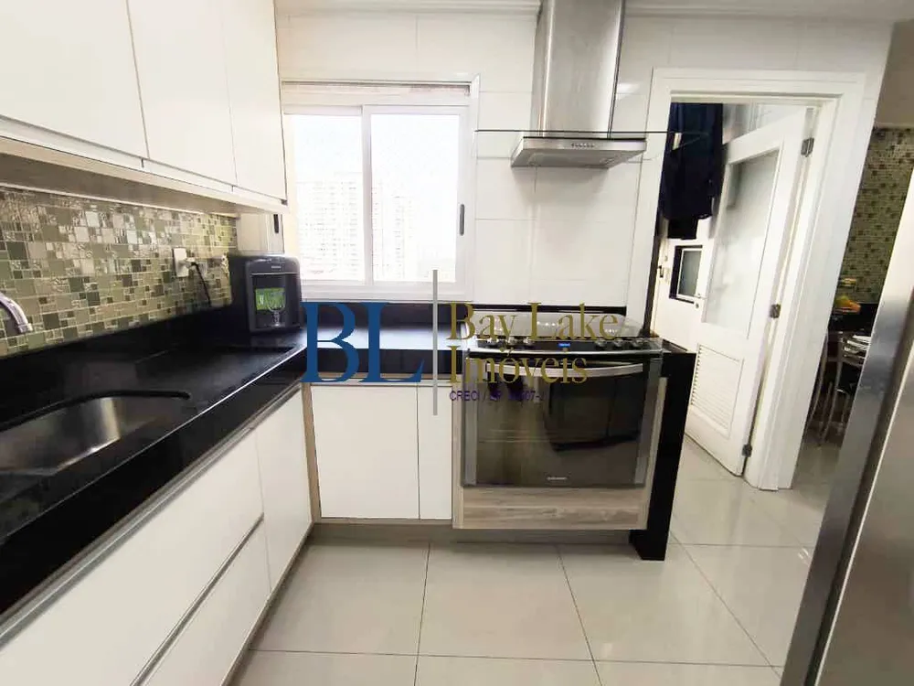 Apartamento, 3 quartos, 152 m² - Foto 2