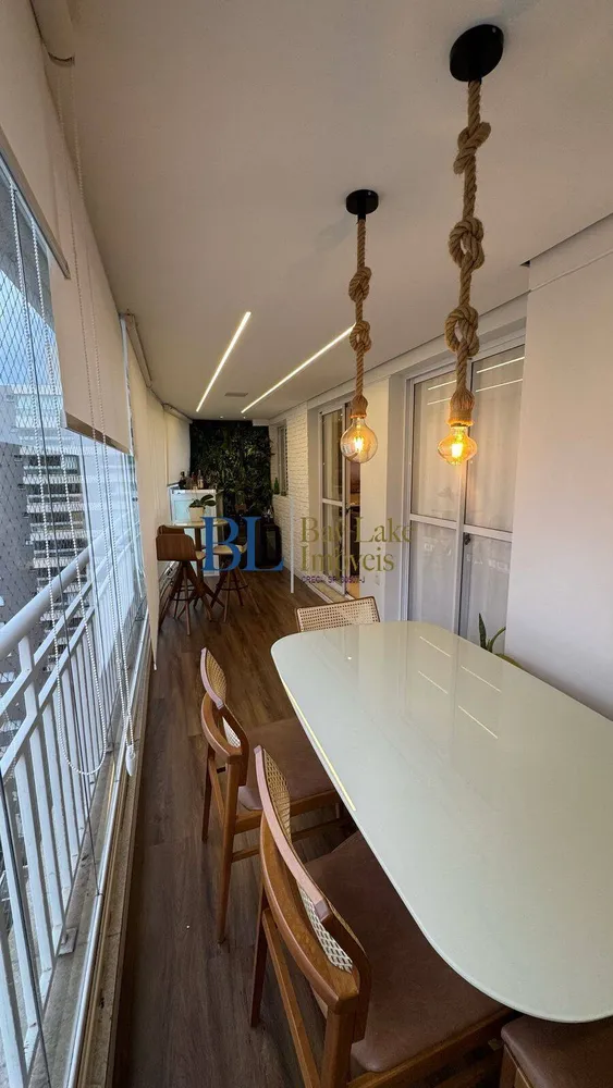 Apartamento, 3 quartos, 126 m² - Foto 2