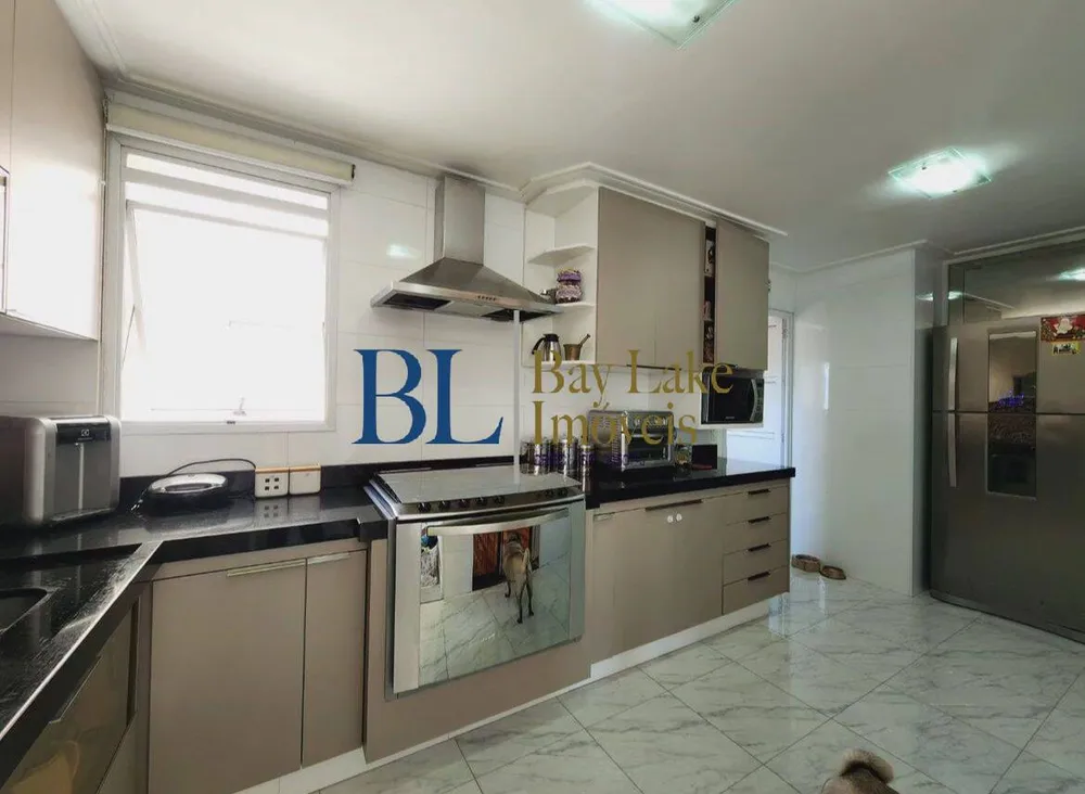 Apartamento, 3 quartos, 150 m² - Foto 1