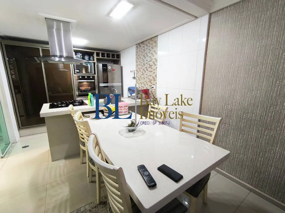 Casa, 3 quartos, 142 m² - Foto 8