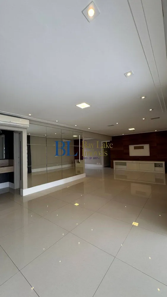 Apartamento, 4 quartos, 242 m² - Foto 2