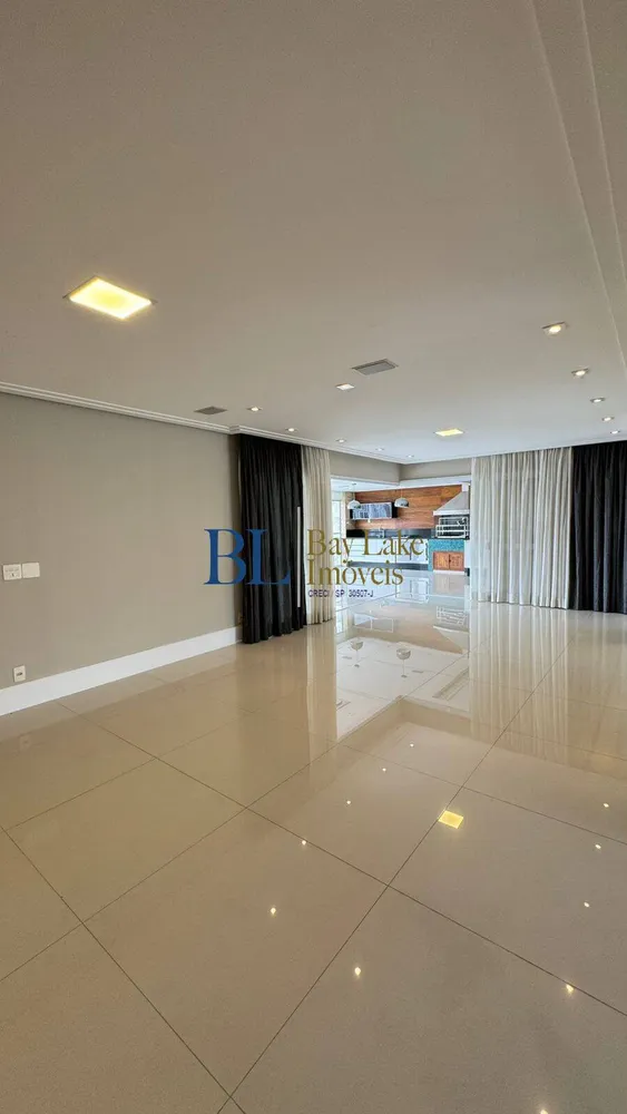 Apartamento, 4 quartos, 242 m² - Foto 4