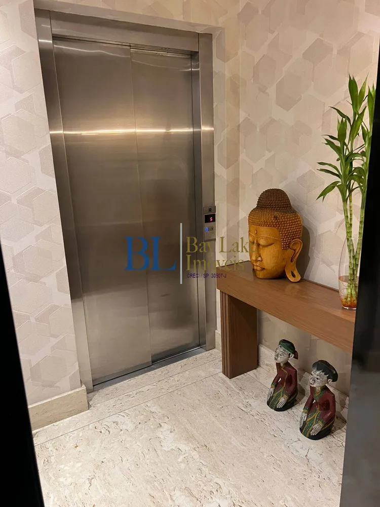 Apartamento, 3 quartos, 221 m² - Foto 1