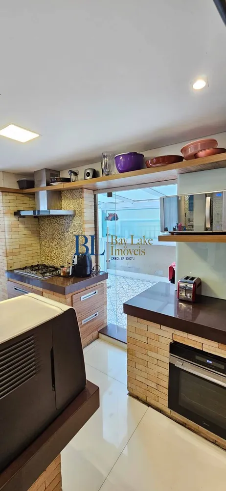 Apartamento, 3 quartos, 180 m² - Foto 1