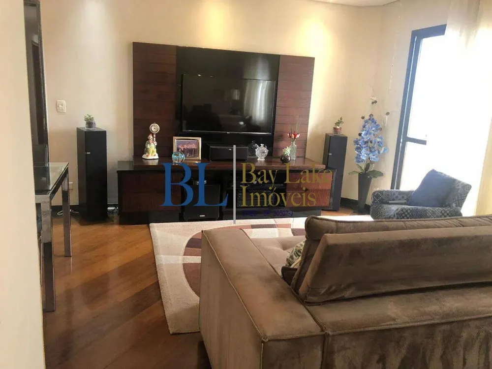 Apartamento, 3 quartos, 135 m² - Foto 3