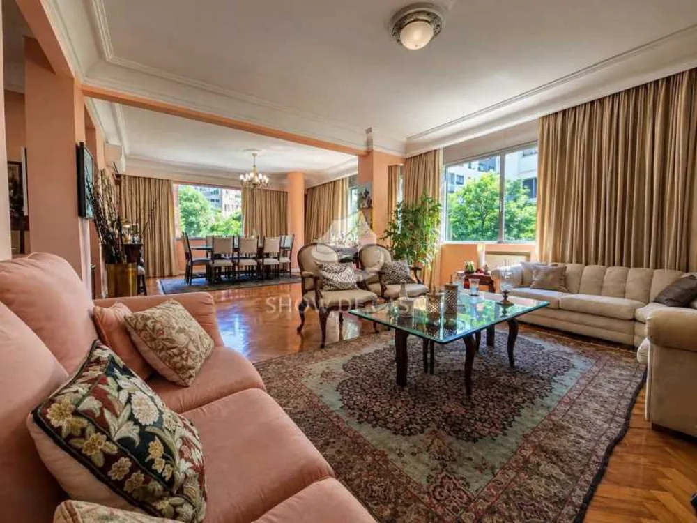 Apartamento, 3 quartos, 215 m² - Foto 1