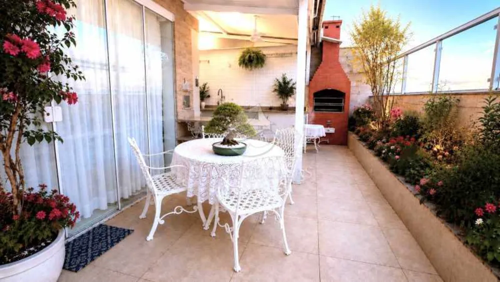 Cobertura, 3 quartos, 200 m² - Foto 2