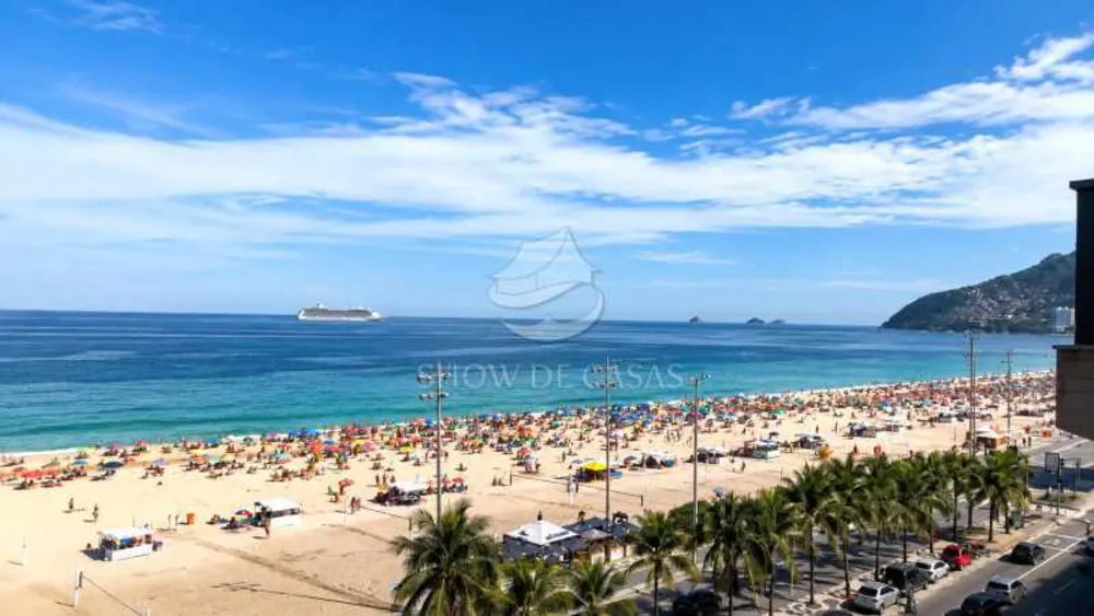 Cobertura, 3 quartos, 181 m² - Foto 2