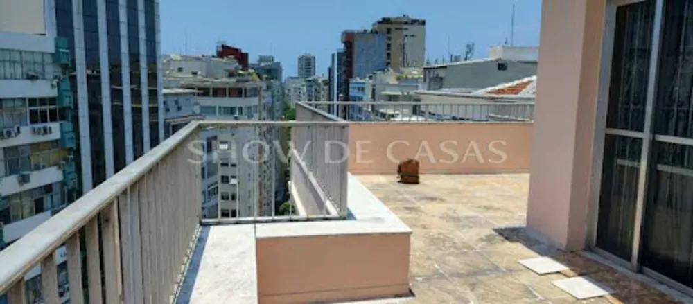 Cobertura, 3 quartos, 330 m² - Foto 1