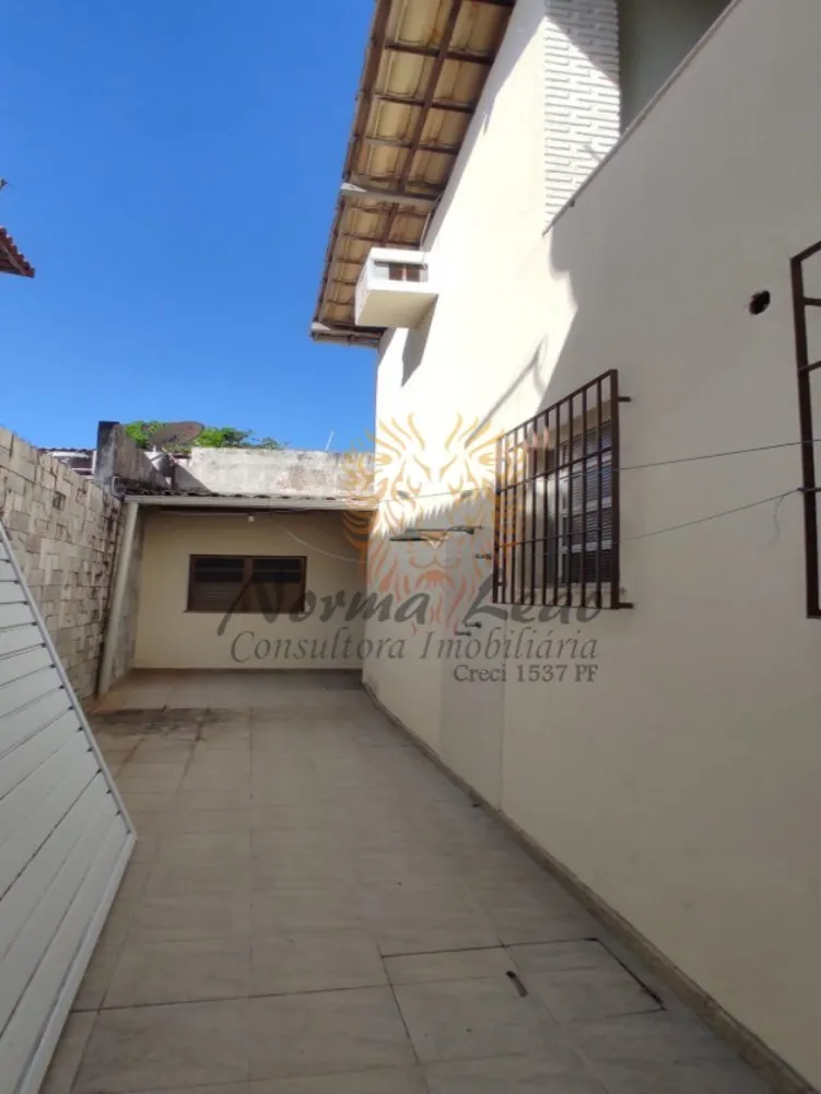Casa, 4 quartos, 250 m² - Foto 4