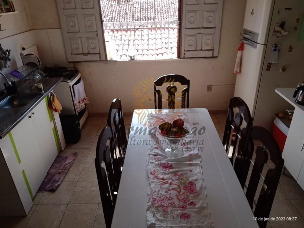 Casa, 3 quartos, 215 m² - Foto 6