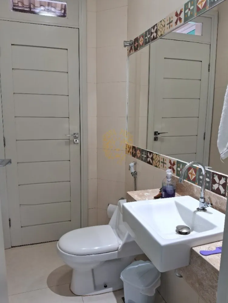 Casa, 3 quartos, 250 m² - Foto 13