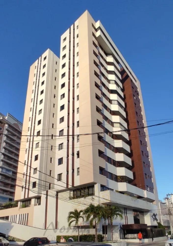 Apartamento à venda com 3 quartos, 127m² - Foto 1