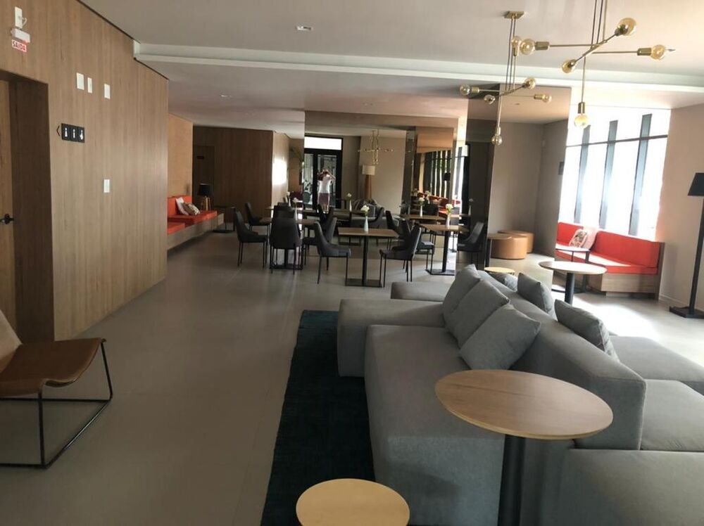Cobertura à venda com 3 quartos, 215m² - Foto 2