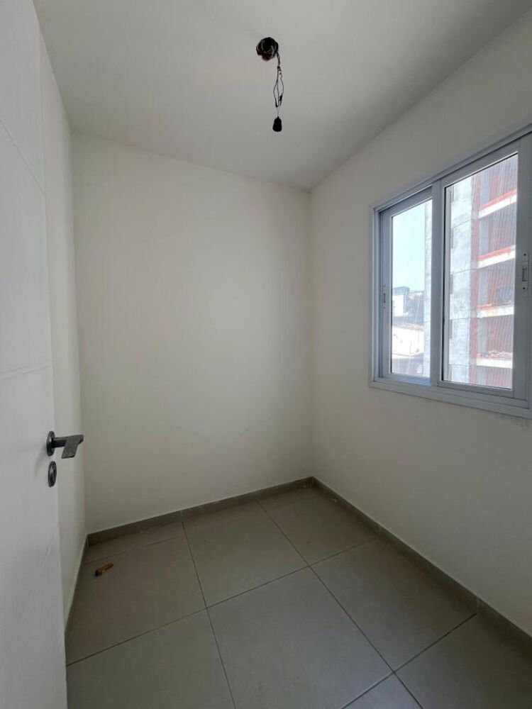 Apartamento à venda com 4 quartos, 150m² - Foto 8