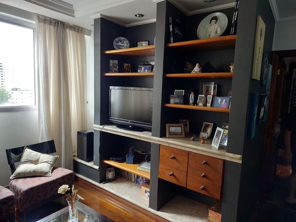 Apartamento à venda com 3 quartos, 110m² - Foto 2