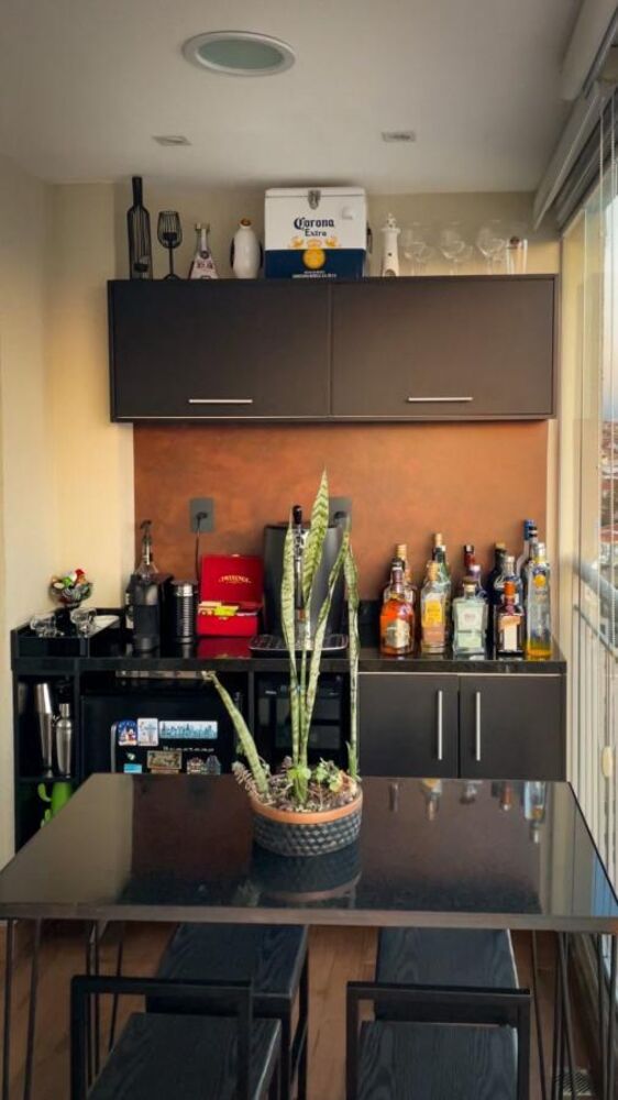 Apartamento à venda com 3 quartos, 67m² - Foto 2