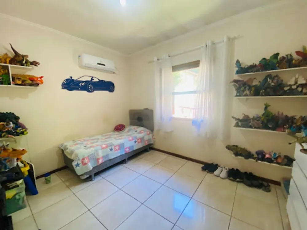 Casa, 3 quartos, 222 m² - Foto 9
